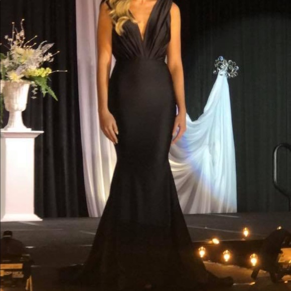 Size XS black Jessica Angel dress! - Picture 2 of 4